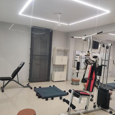 Restel Studio Flats ไฮเดอราบัด ภายนอก รูปภาพ