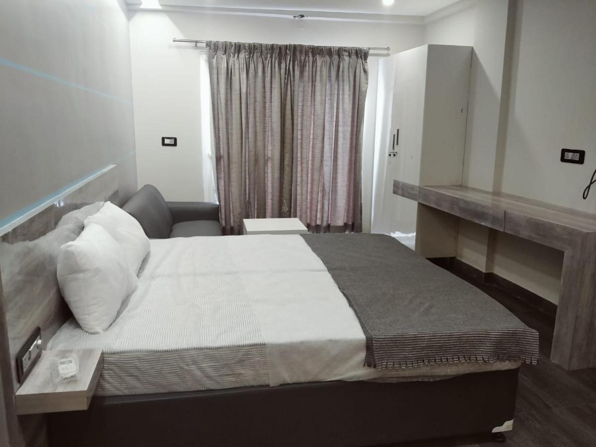 Restel Studio Flats ไฮเดอราบัด ภายนอก รูปภาพ